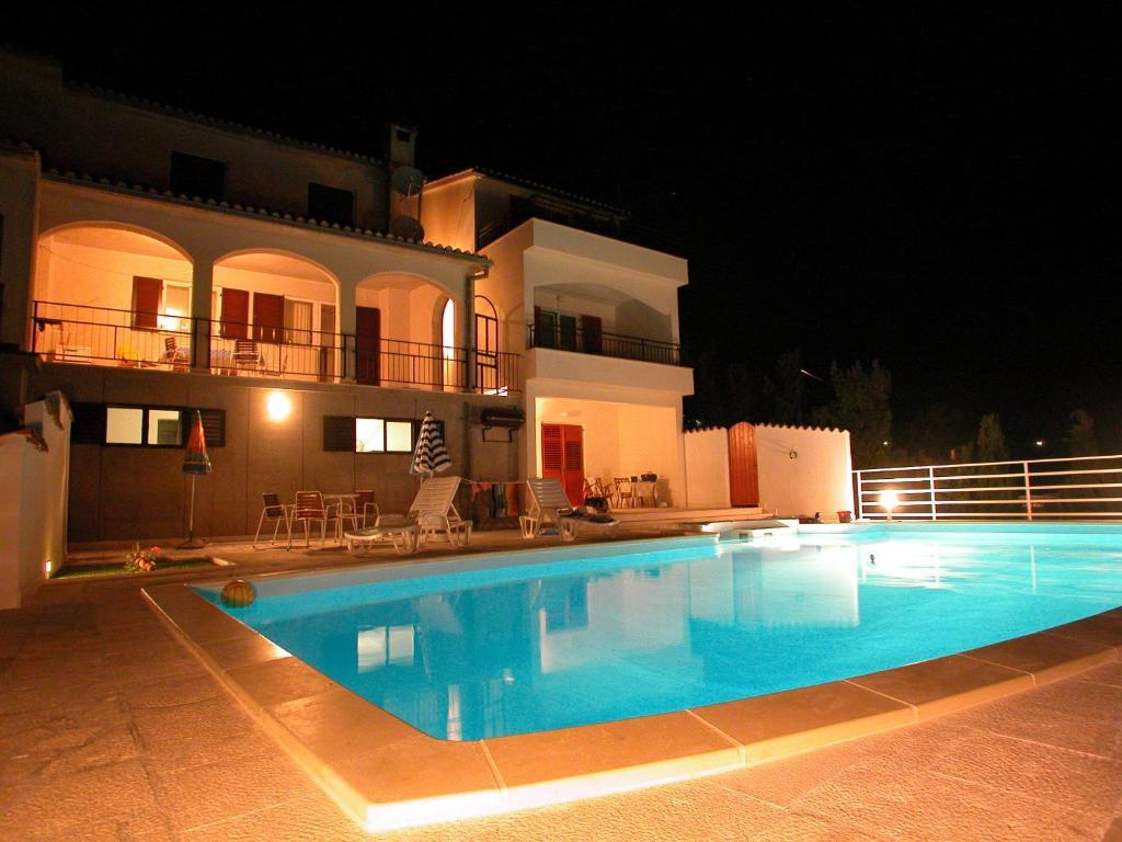 Apartments Villa Marija Seget Vranjica Exteriör bild