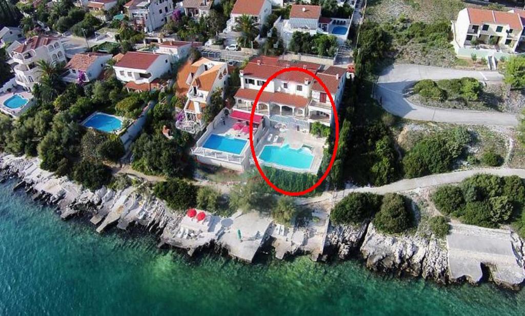 Apartments Villa Marija Seget Vranjica Exteriör bild