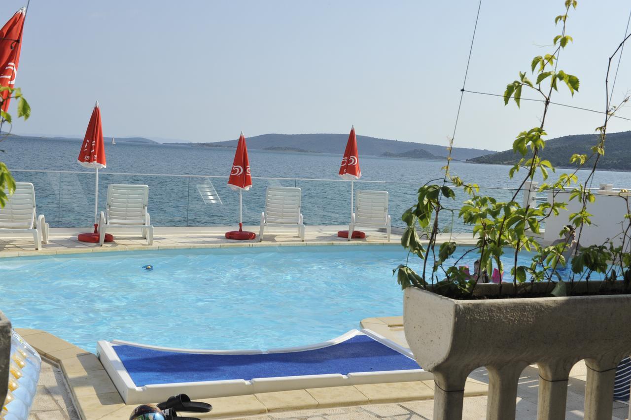 Apartments Villa Marija Seget Vranjica Rum bild